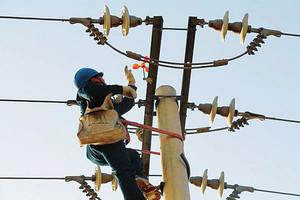 宇達(dá)YD驅(qū)鳥器 高效保障6-35Kv輸電線路安全